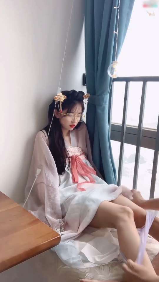 网红美少女不见星空-极品