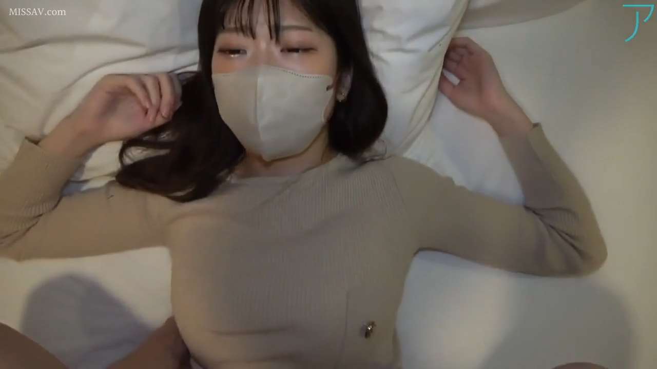 FC2-PPV-3127193 真正的凹版印刷。柔软的F罩杯美乳和S级萌脸太诱人了